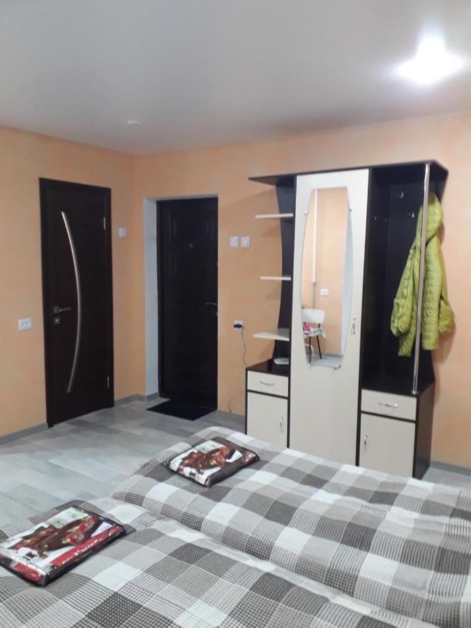 Квартира Студіо Біля Автовокзалу Kremenchuk Exterior foto